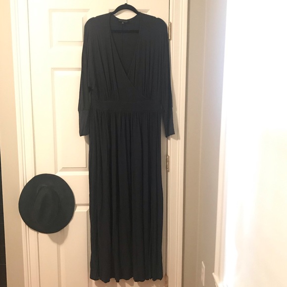 Forest Green Maxi Dress - Picture 2 of 3